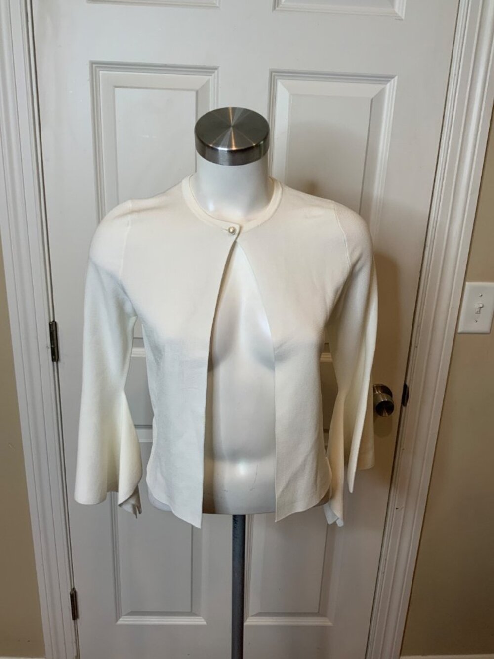 CH Carolina Herrera White Single Button Cardigan Sweater, Size XS